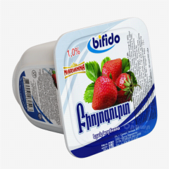 00-00011479 Yogurt "Marianna" strawberry 1.0% 125g