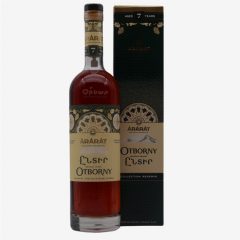 00-00056157 Brandy "Ararat" Choose 7 years. 700 ml