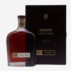 00-00007645  Cognac "Ararat Nairi" 20y 700ml