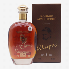 00-00007621 Cognac "Shiraz" 8t 700ml