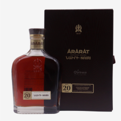 00-00007644 Cognac "Ararat Nairi" 20y 500ml